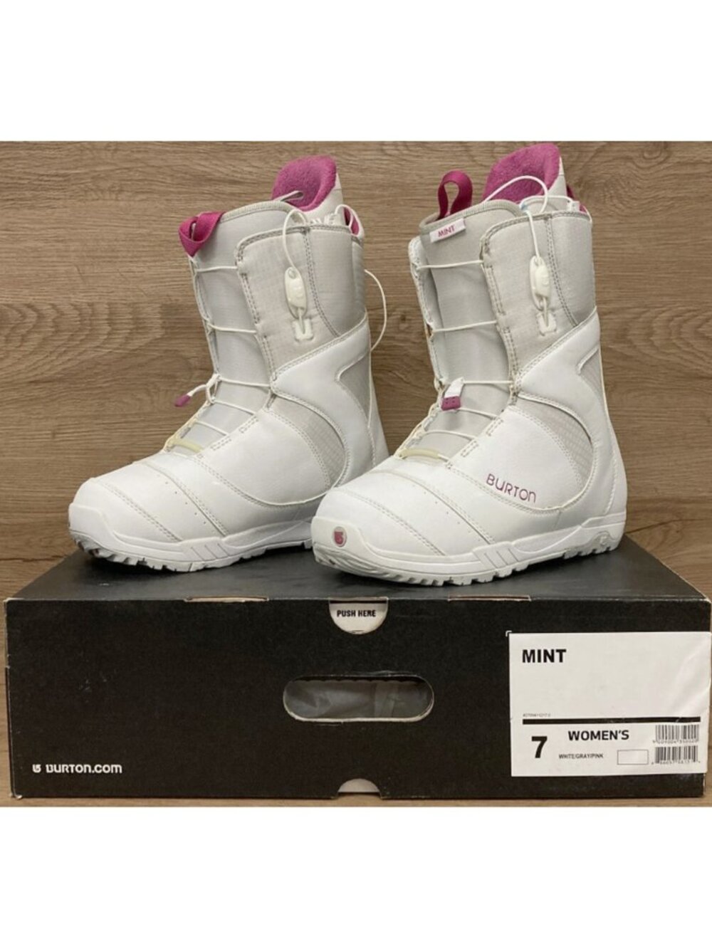 NEW Burton Mint Snowboard Boots!  Size 7 Euro 38  White & Pink  Speed Lacing